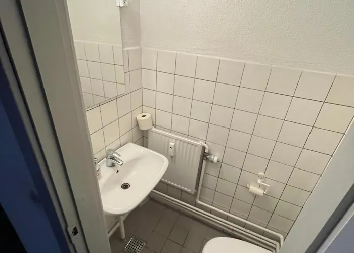 Budget 7 With Free Parking